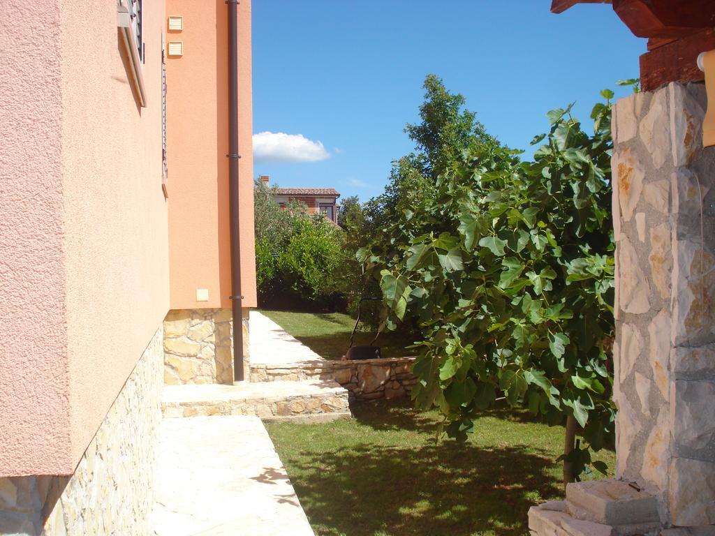 Apartments Villa Orange Medulin Extérieur photo